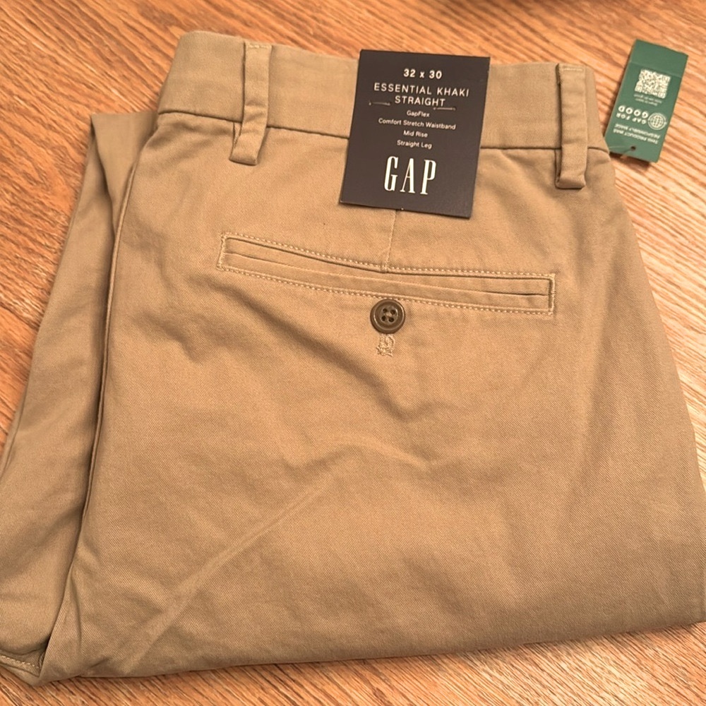 Essential Khaki Straight